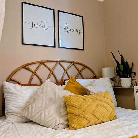 Peacehaven Retreat - 4 Minutes From The Beach! Pet Friendly! Weymouth Buitenkant foto